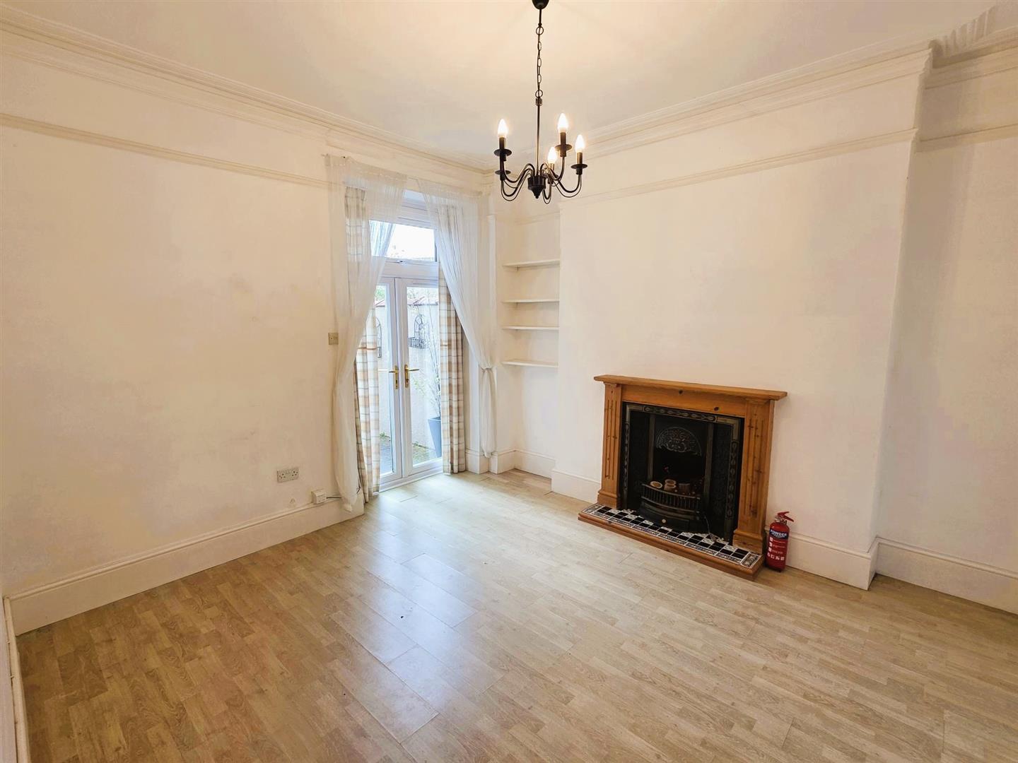 New Road, Llanelli, SA15 3DP